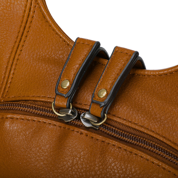 Sac à dos antivol vegan Arsayo Original camel, détail de la fermeture antivol brevetée