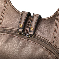 Sac à dos antivol vegan Arsayo Original bronze métallisé, détail de la fermeture antivol brevetée