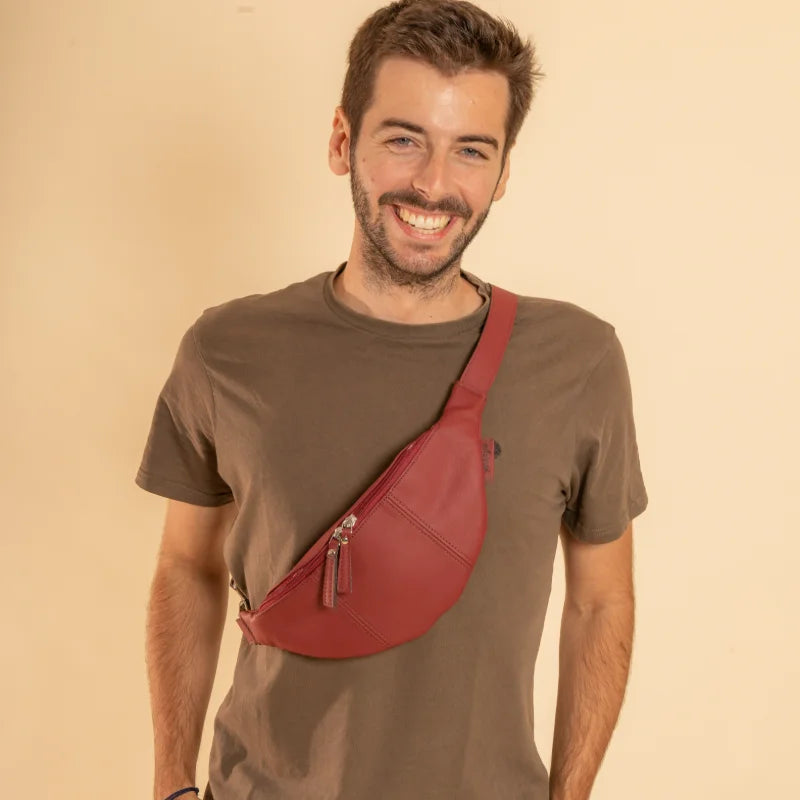 The Appleskin fanny pack. Vegan and ecofriendly