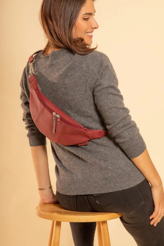 The Appleskin fanny pack. Vegan and ecofriendly
