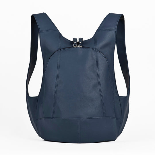 The Mela backpack (AppleSkin™). Vegan and secure closure