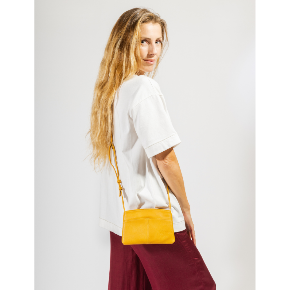 Pochette jaune moutarde deals