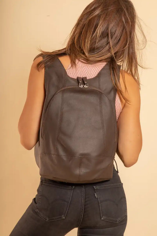 The Mela backpack (AppleSkin™). Vegan and secure closure