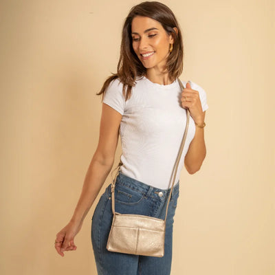 The Original shoulder pouch. Vegan and Resistant