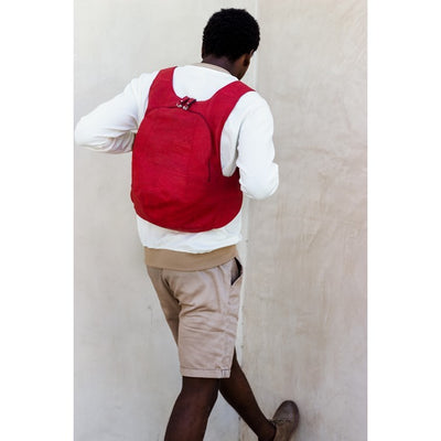 photo of the red Arsayo  backpack with a man model